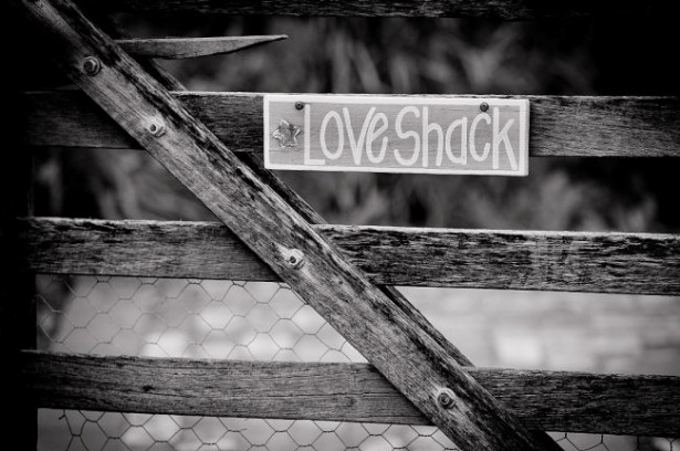 Love Shack Sign Prophoto.com.au